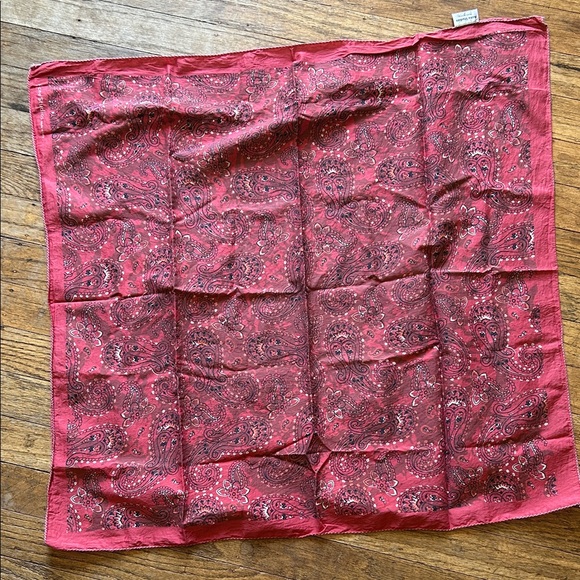 ACNE STUDIOS RED BANDANA